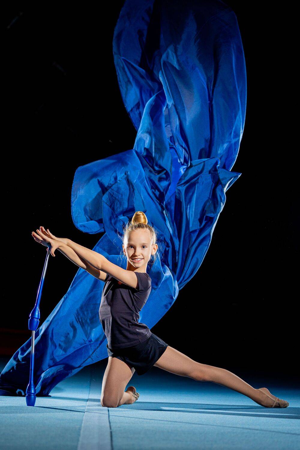 Художественная, гимнастика, с, полотнами, Кемеров Игорь