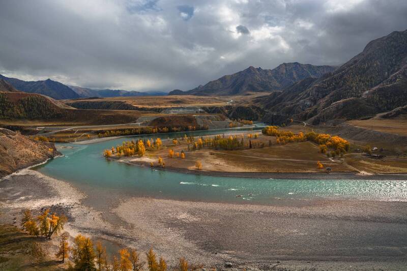 россия, горный алтай, река, осеннее маловодье, осень Изгиб реки фото превью