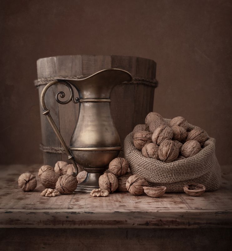 still life, Harvest, nuts, texture, wood, light Harvest фото превью