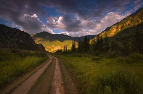 Вечер в горах