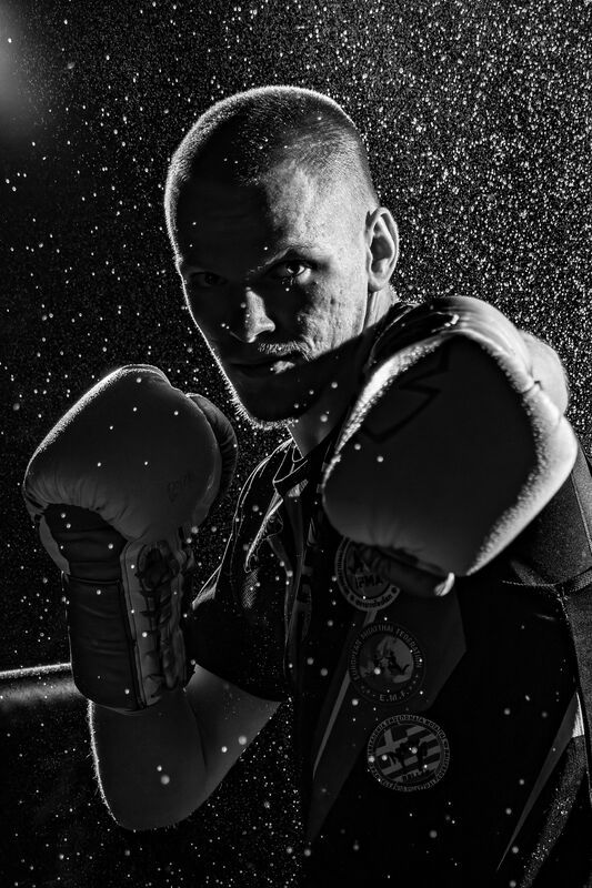 Бокс, в, условиях, дождя Бокс в условиях дождя фото превью