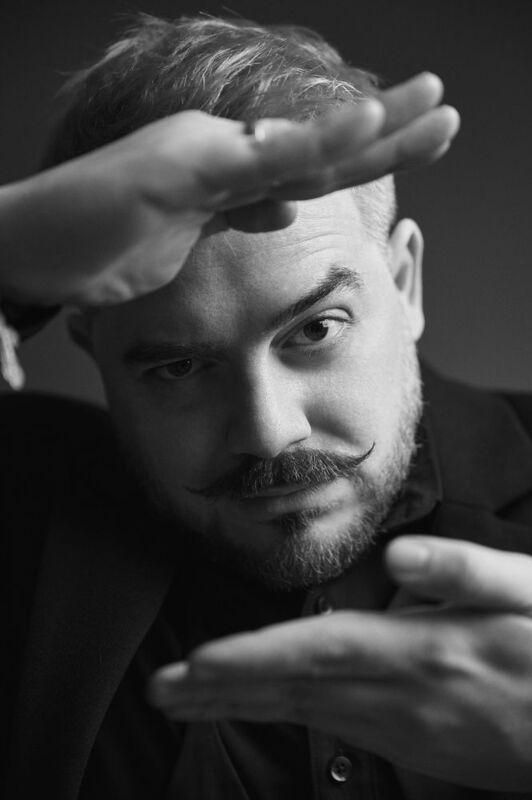 Контент ведущего фото превью