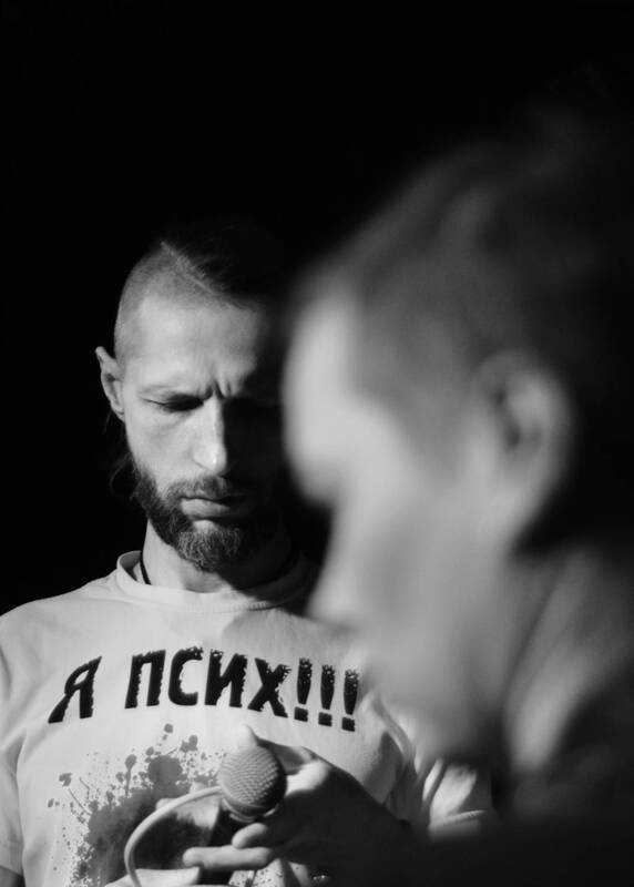 портрет, мужской портрет, черно-белое, концертное, панки, панк-рок Punk’s Not Dead фото превью