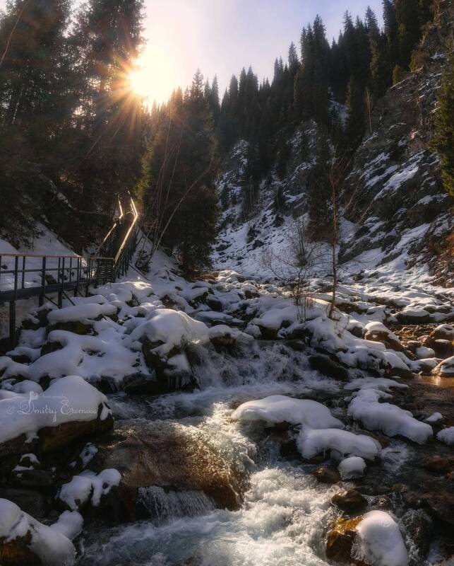 горы, лес, речка, пейзаж, природа Сквозь горный лес к подножию неба... фото превью