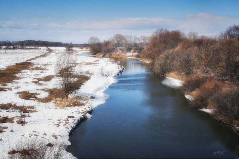 речка, снег, половодье Ещё в полях белеет снег фото превью