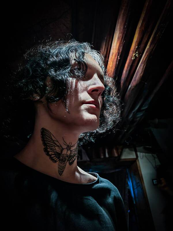 Портрет юноши фото превью