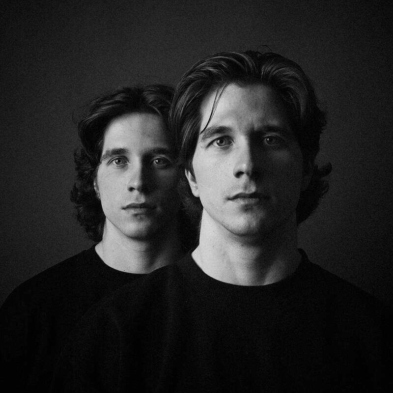 Близнецы 2 фото превью