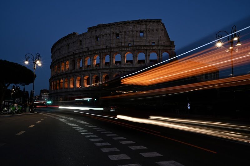 City/Architecture, Colosseum, Rome, Italy, Night, Mood, Long Exposure Время проносится мимо истории фото превью