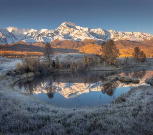 Зеркальное озеро