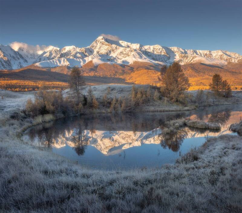 озеро, рассвет, зеркало, отражение, осень, утро Зеркальное озеро фото превью