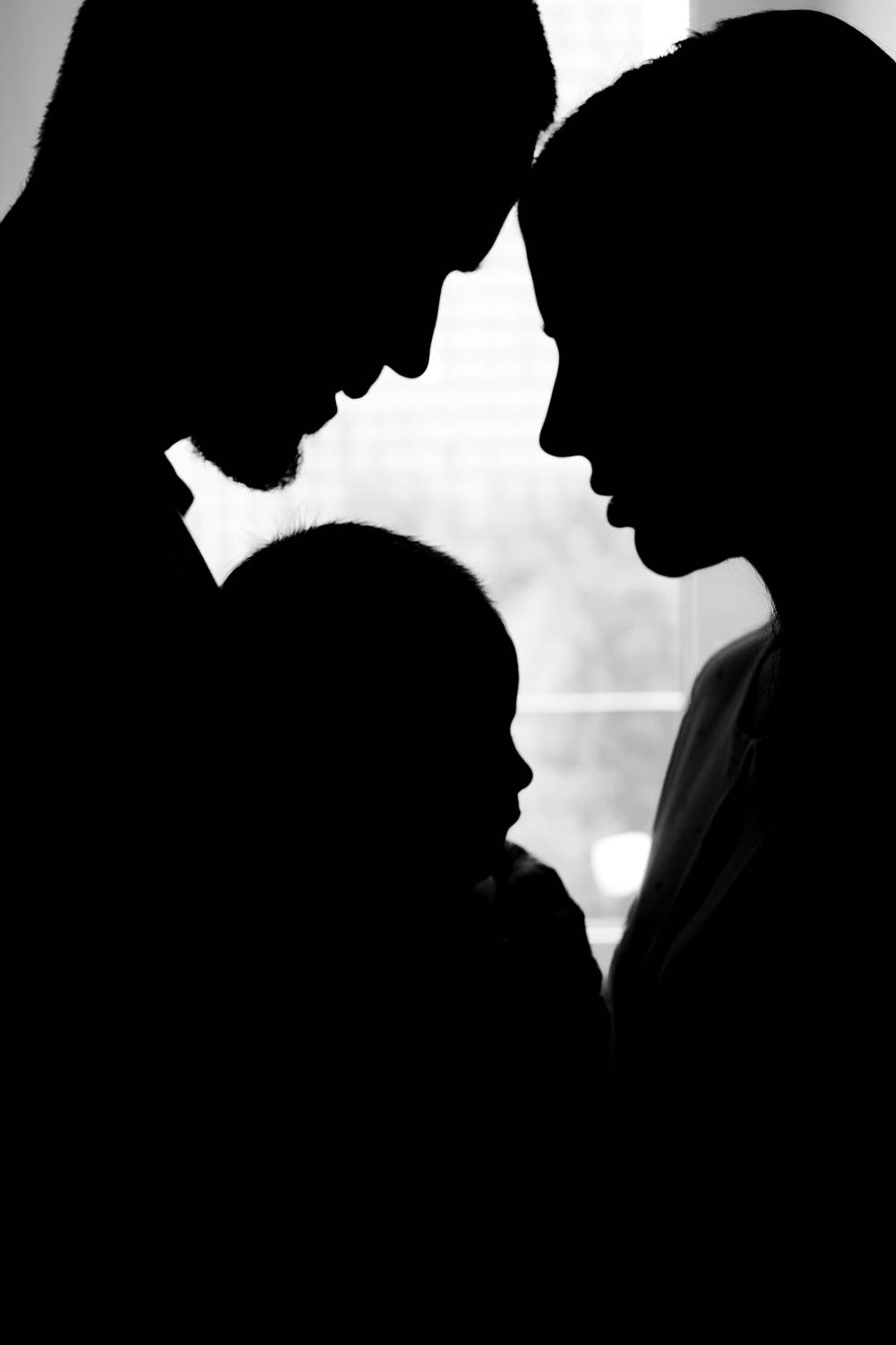 семья, любовь, нежность, графика, силуэт, Юрий Захаров