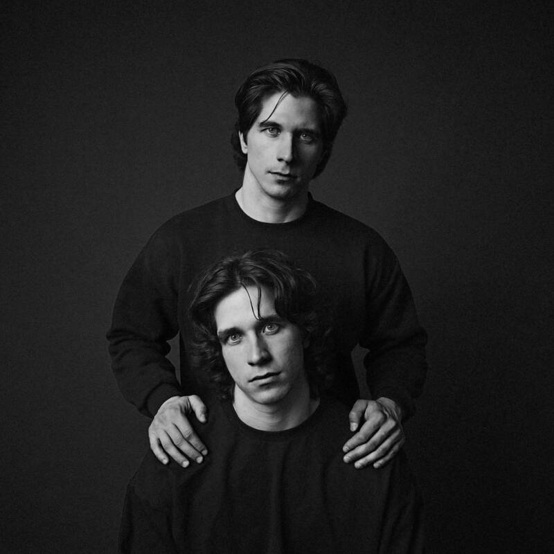 Близнецы 3 фото превью