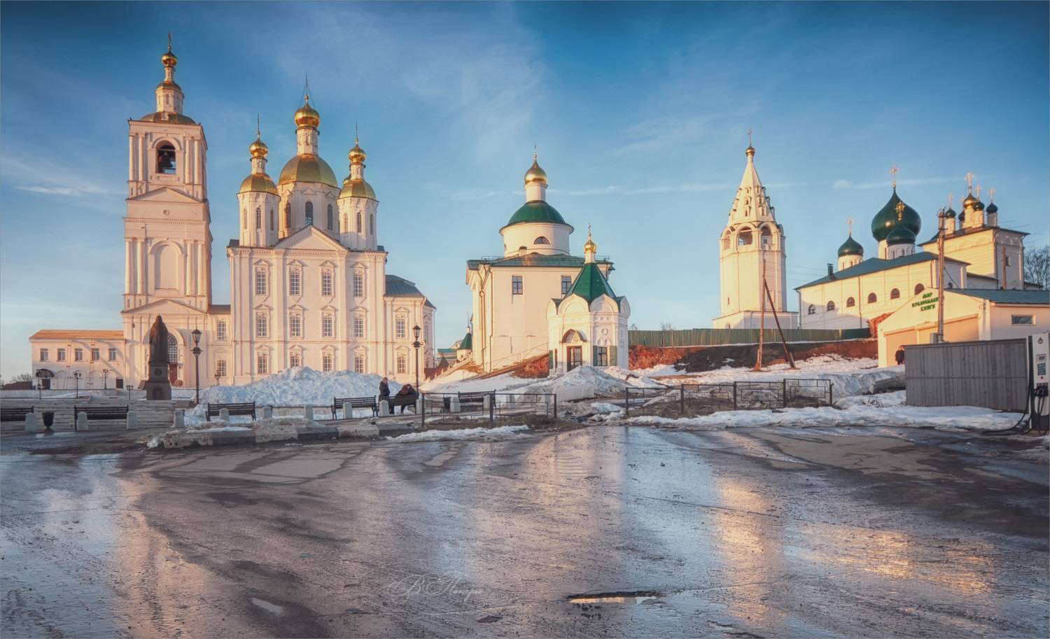 цепкви, соборы, колокольни, ручьи, Вера Петри