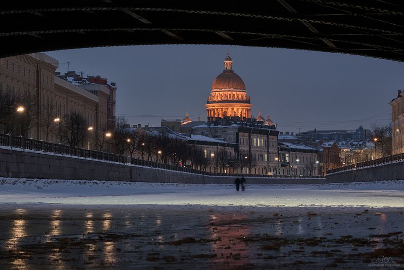 Санкт-Петербург, Исаакиевский собор, зима, Мойка Под Поцелуевым мостом фото превью