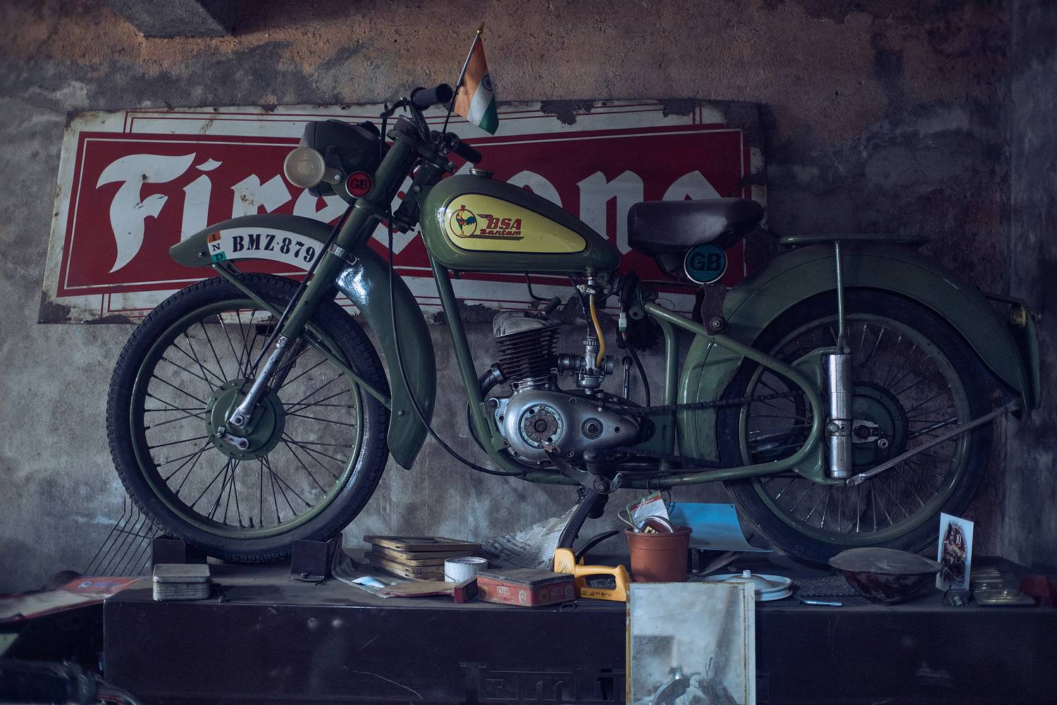 25mm, 7artisans, sonya6000, a6000, vintage, motorcycle, bike, vintage bike, reportage, documentary, frame, documentary shots, UNMESH V G