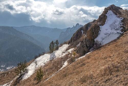 Весна Торгашинского хребта
