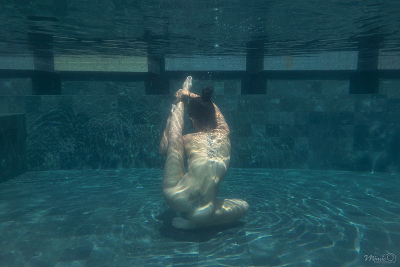 nikon, d750, 24-70g, underwater, yoga, nude Stillness фото превью