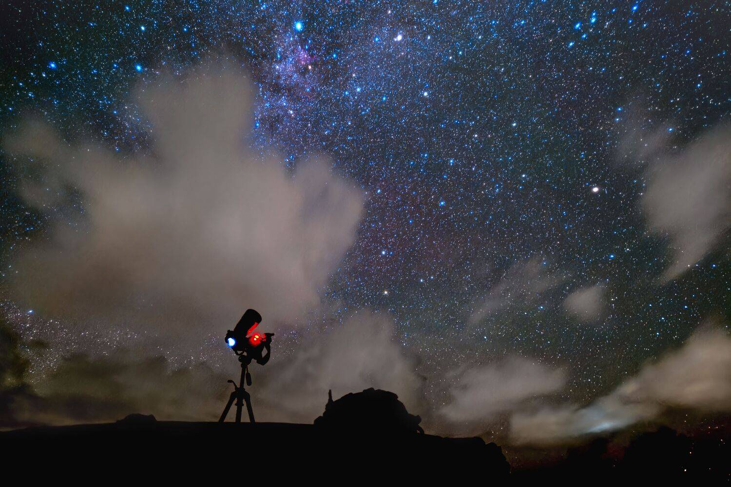 night photography, astrophotography, night sky, stars, starry sky, milky way, galaxy, long exposure, dark sky, stargazing, astronomy, celestial, cosmos, universe, deep sky, nightscape, sky, space, low light, wide angle, landscape photography, nature photo, Uesan Aliace