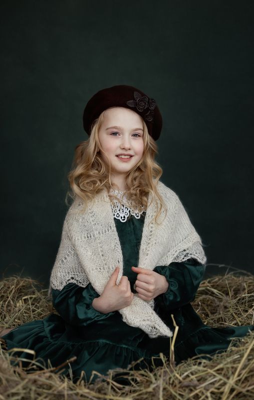 Young lady фото превью