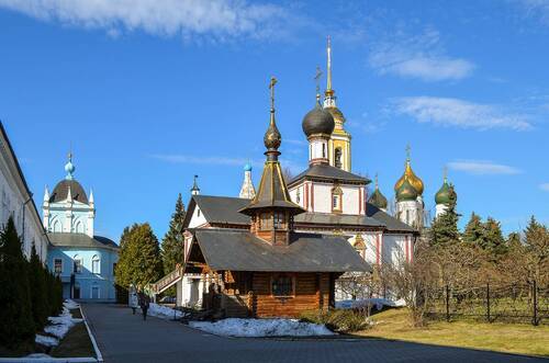 Коломна. Свято-Троицкий Ново-Голутвин монастырь.