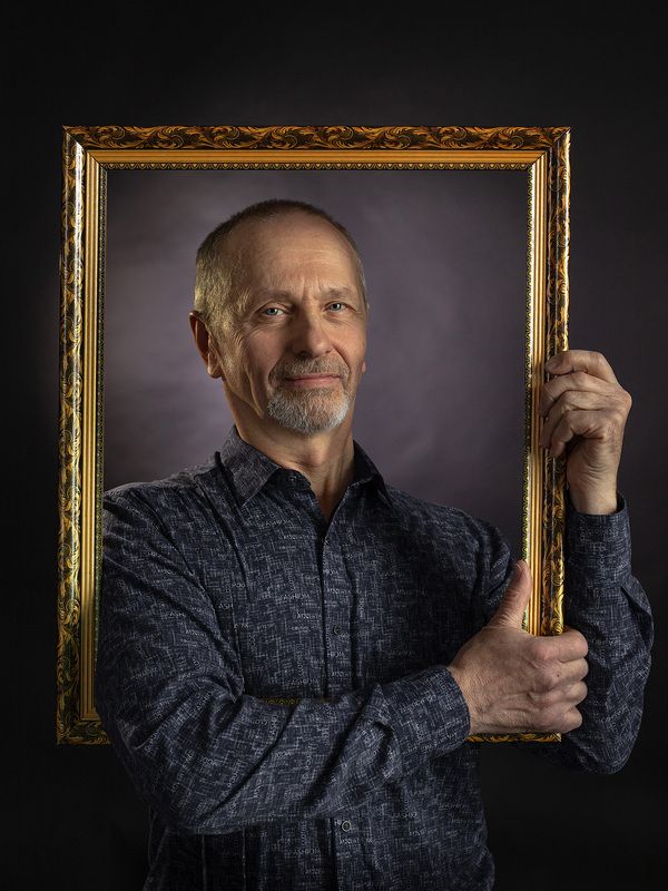 Портрет художника фото превью