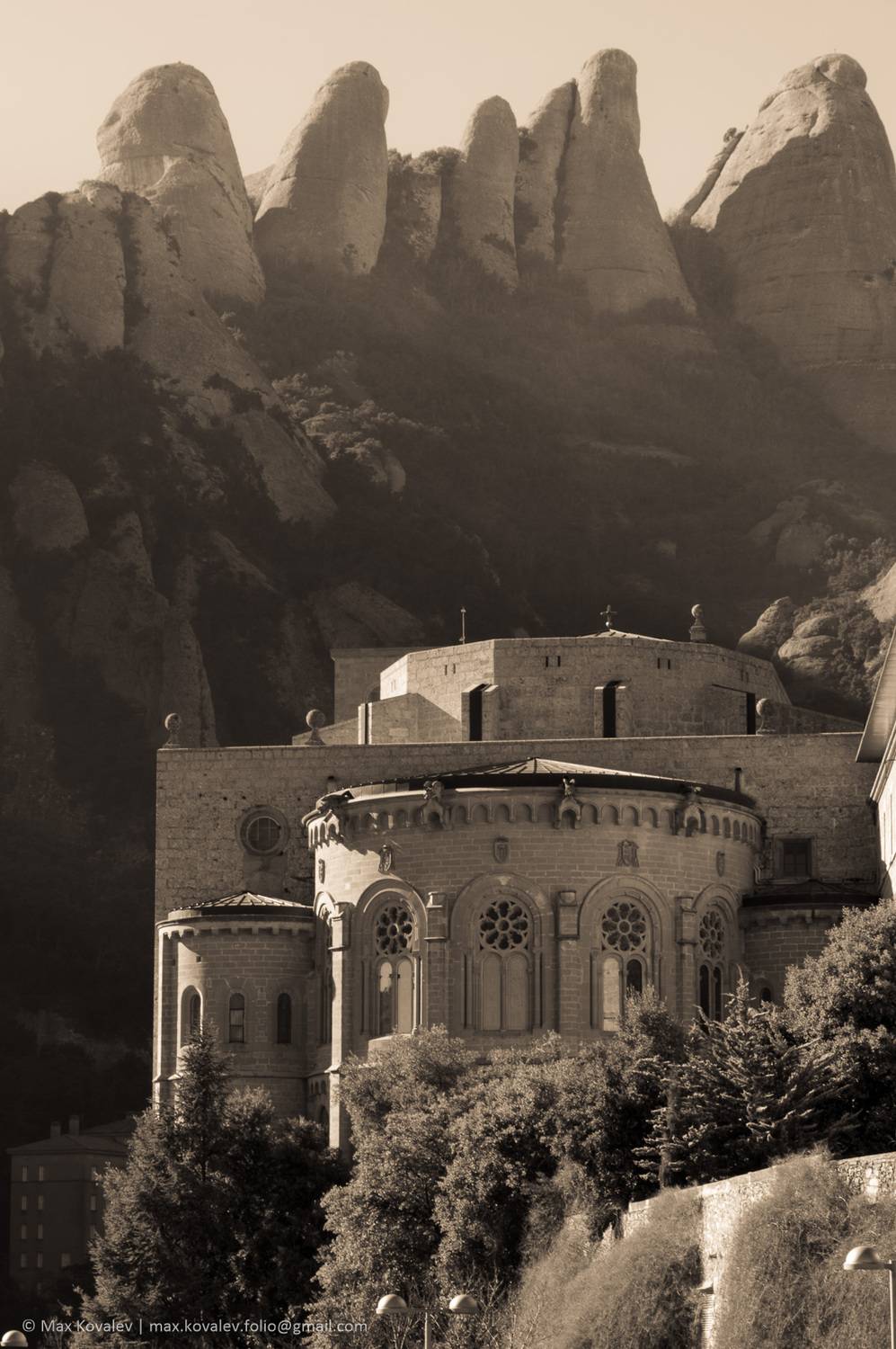 catalonia, catalunya, catalu&ntilde;a, europe, montserrat, spain, architecture, building, evening, monastery, mountain, nature, temple, европа, испания, каталония, монтсеррат, архитектура, вечер, гора, здание, монастырь, природа, храм, Максим Ковалёв