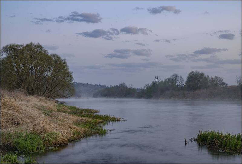 Апрельский восход на реке фото превью