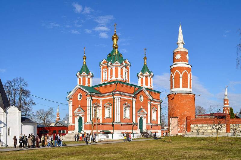 коломна, успенский брусенский монастырь, крестовоздвиженский собор успенского бру Коломна. Крестовоздвиженский собор Успенского Брусенского монастыря. фото превью