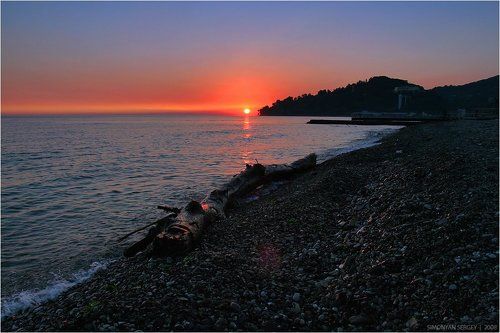 Крокодил и Солнце