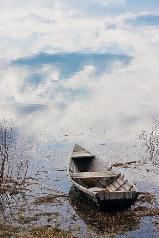 лодка, небо, облака, отражение, озеро, вода Мне бы в небо... фото превью