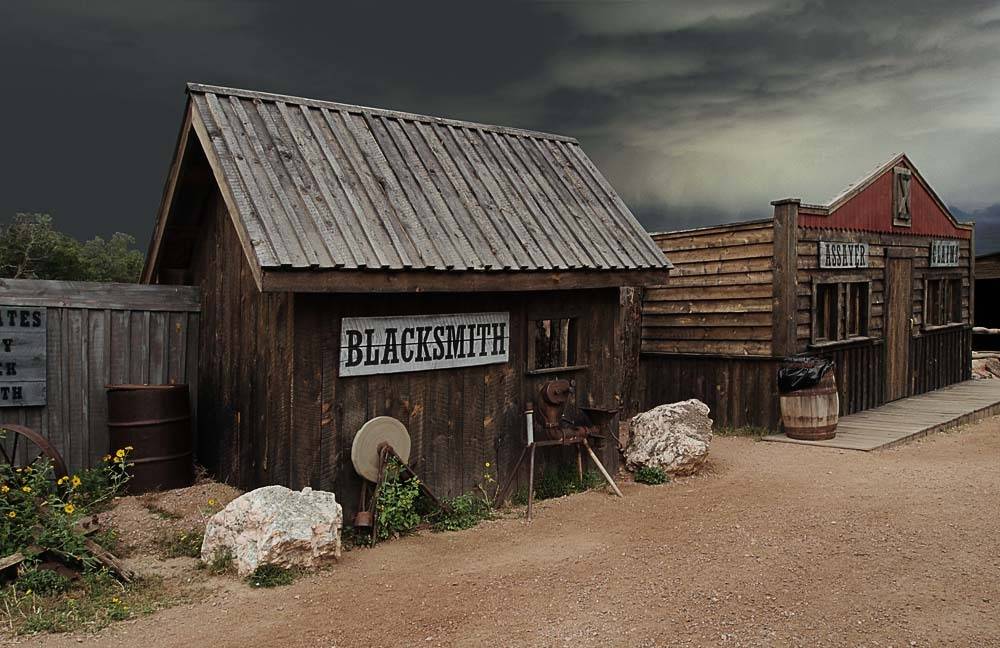 деревня,запад,дома,горы,небо, Pavel