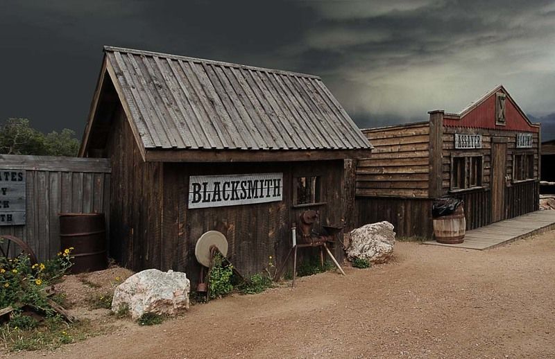 деревня,запад,дома,горы,небо Где то на диком западе фото превью