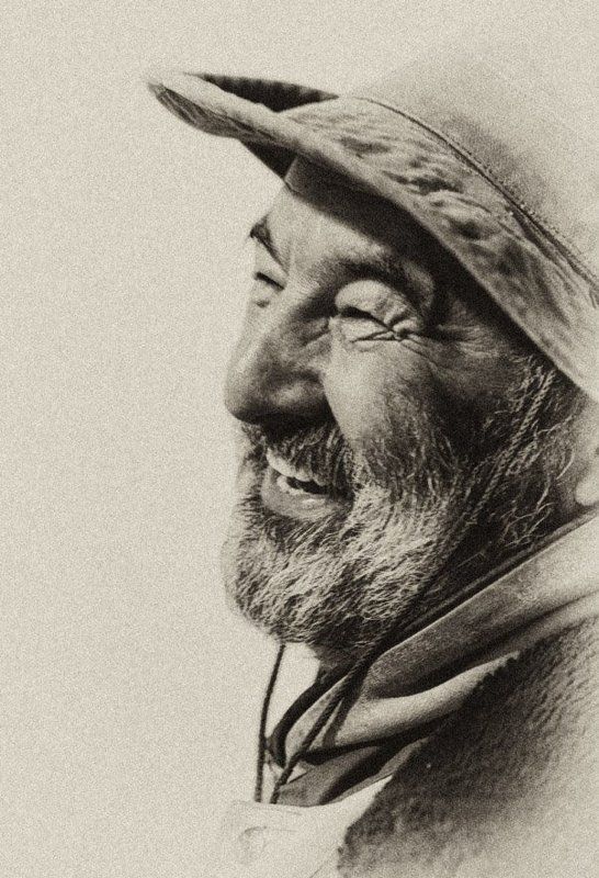 Весельчак фото превью