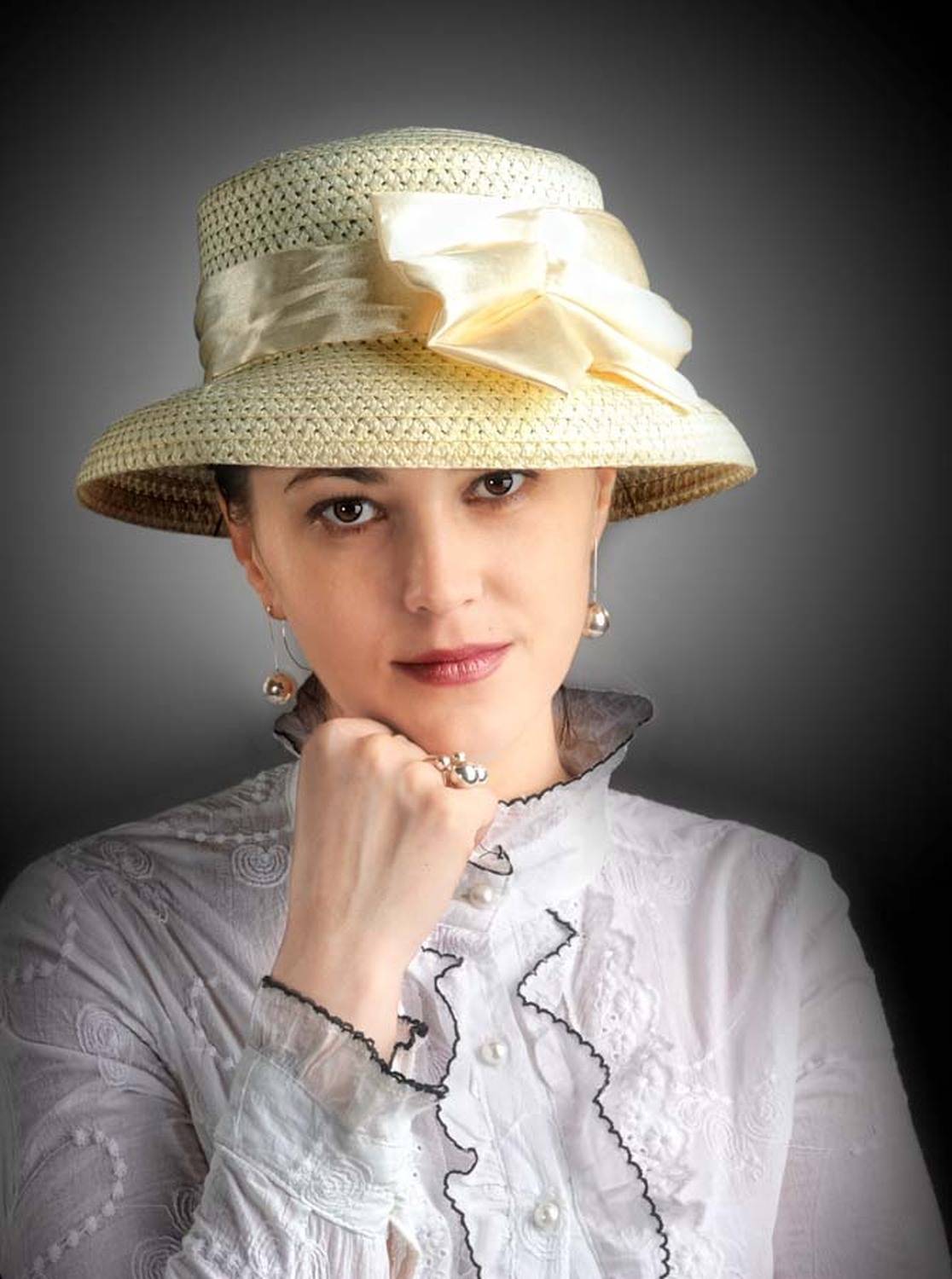 девушка, Олег