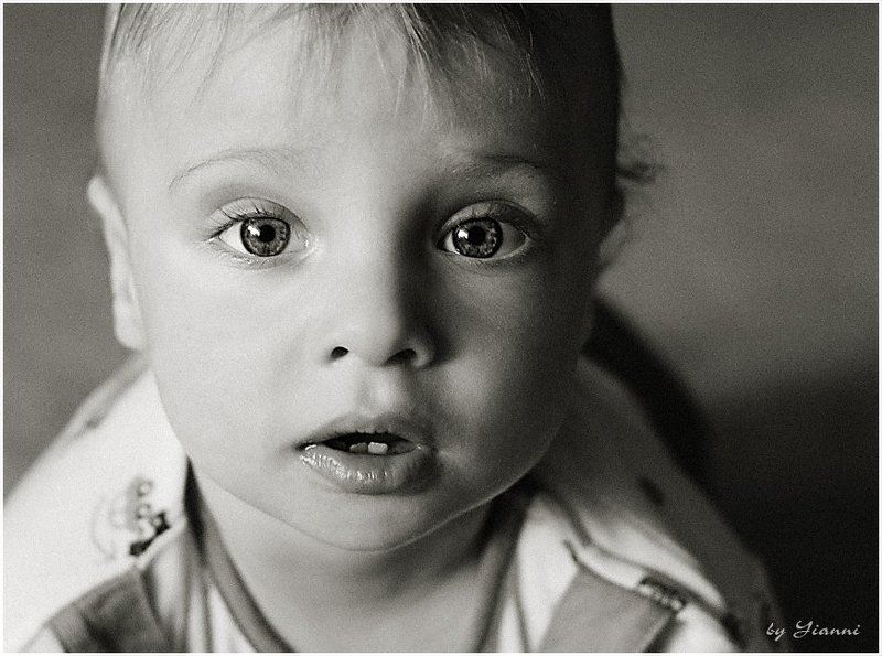 малыш, дитя, маленький, мальчуган, мальчик, кроха, глаза, ребенок, миша Мишка фото превью