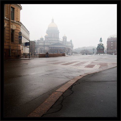 Подглядывая за Исакием