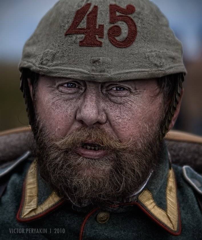 борис, бурба, реконструктор, 1916, война, усы, борода, шлем, форма, антанта, прусак, окопы, Виктор Перякин