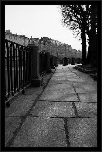 Черно-белая питерская картинка