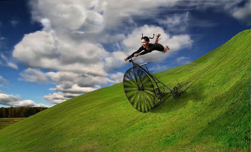 велосипед, склон, горка, туча, гонки, веселье, катание, небо, горизонт С тучей наперегонки! фото превью