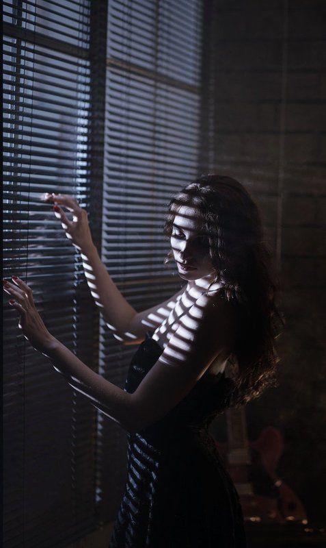 Портрет Игры со светом фото превью