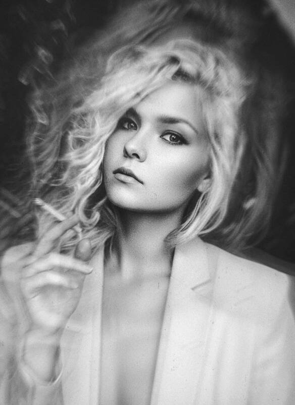 алинция, девушка Курение убивает… фото превью