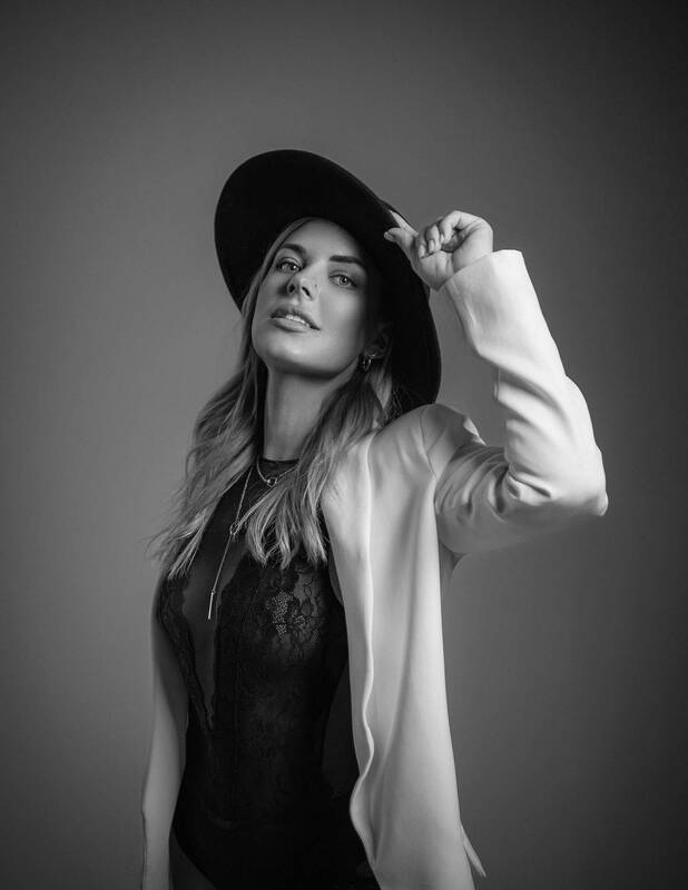 Юлия фото превью