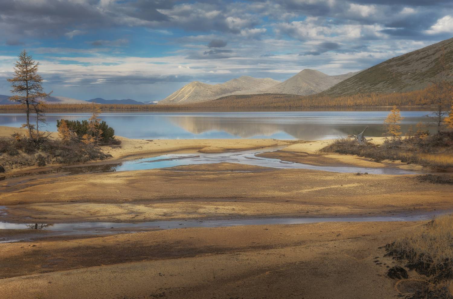 озеро_юг, горная_система_черского, колыма, Дмитрий Шишкин