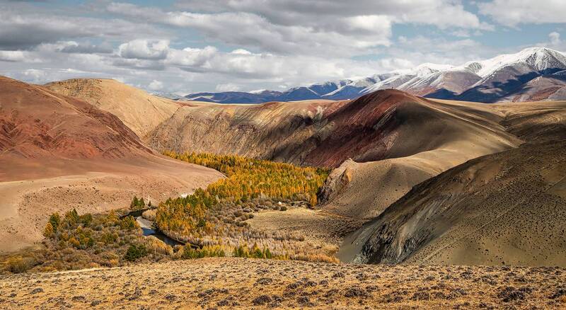 Mountains, trees, autumn... фото превью