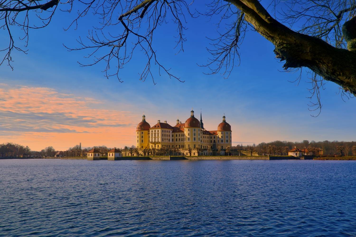 три орешка для золушкиб, морицбург,  VIktor