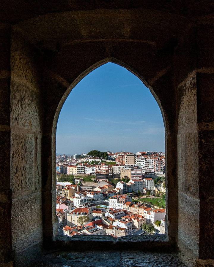 Castels, city, Machado Carlos