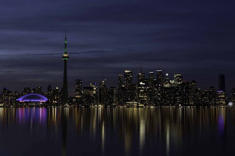 Toronto at night фото превью