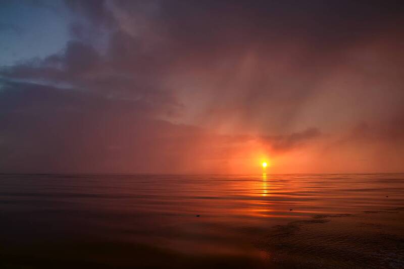 утро, охотское море, зима, штиль, снегопад, рассвет рассвет фото превью