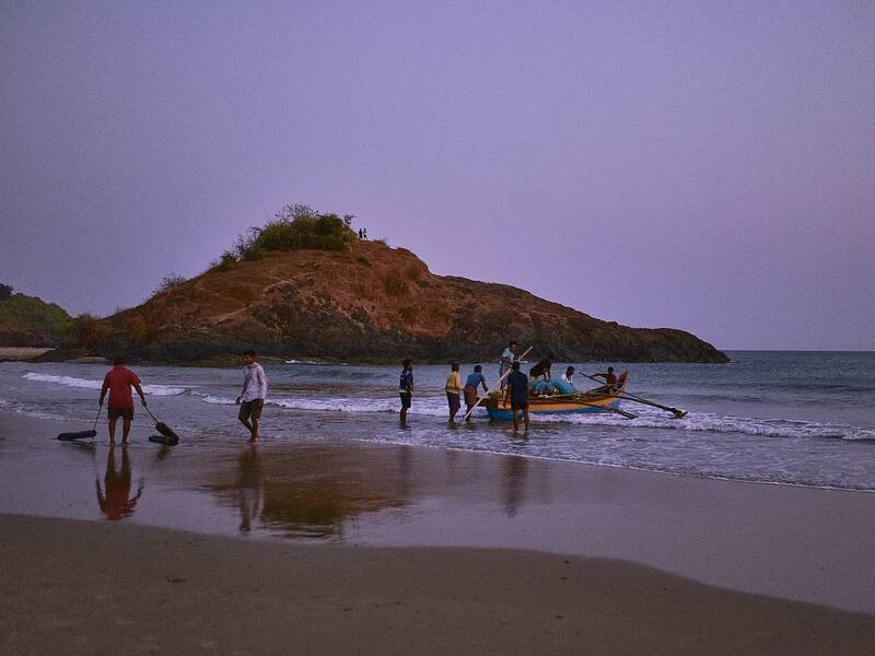 fujifilm, fujifilm xt2, reportage, documentary, nivati, kokan, india, evening, landscape, golden hour, twilight, fishing, reportage photography, nivati beach Nivati Beach - The Twilight Harvest фото превью