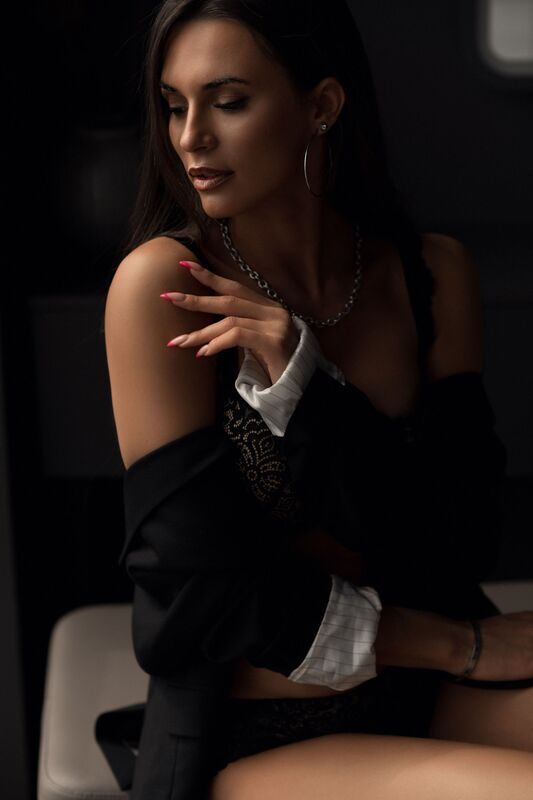 Элегантная загадочность фото превью